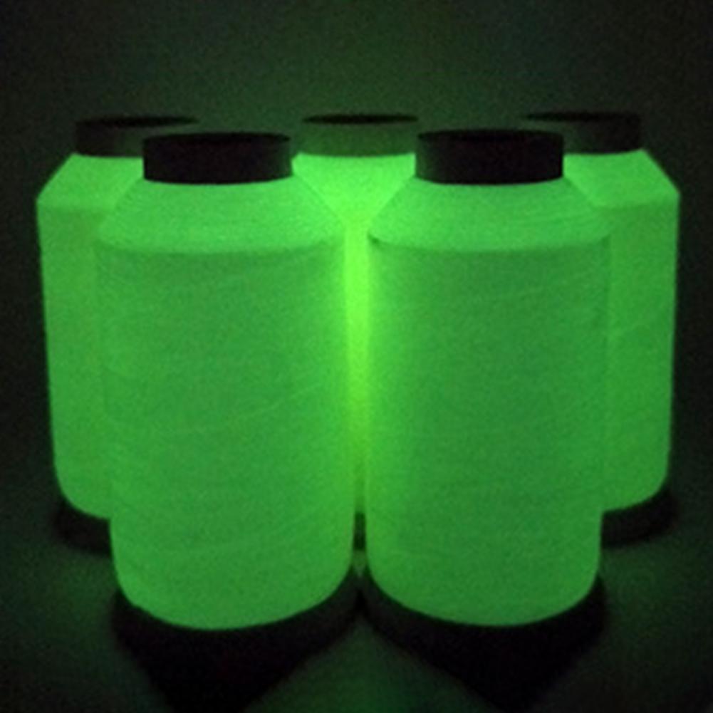 Sewing Recycling - 1 rol borduurgaren draad Glow in