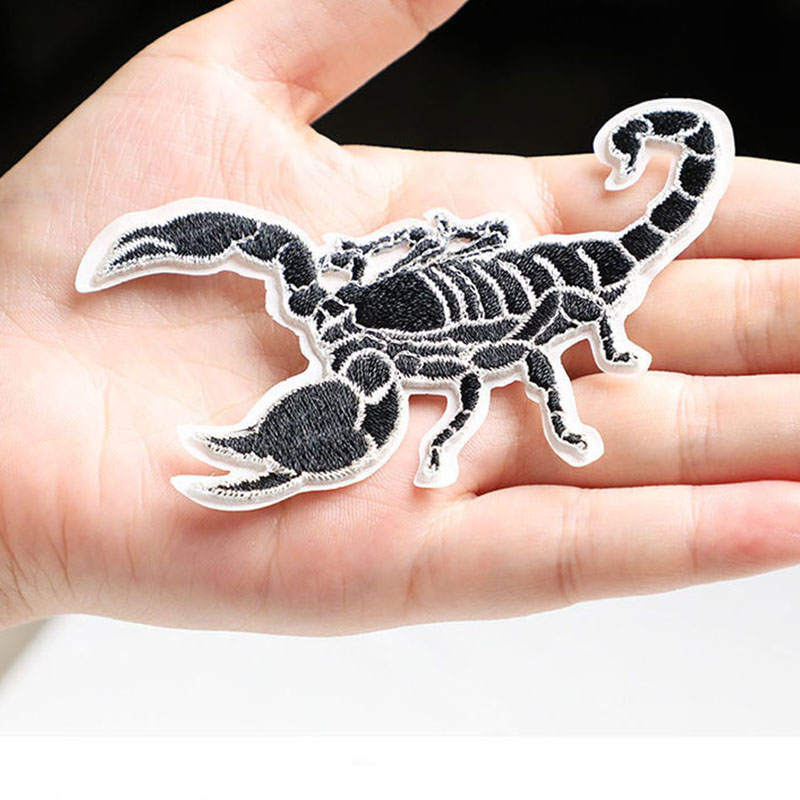 Spider Scorpion Bat Black Anim - Velcro Sew On recensie en prijs